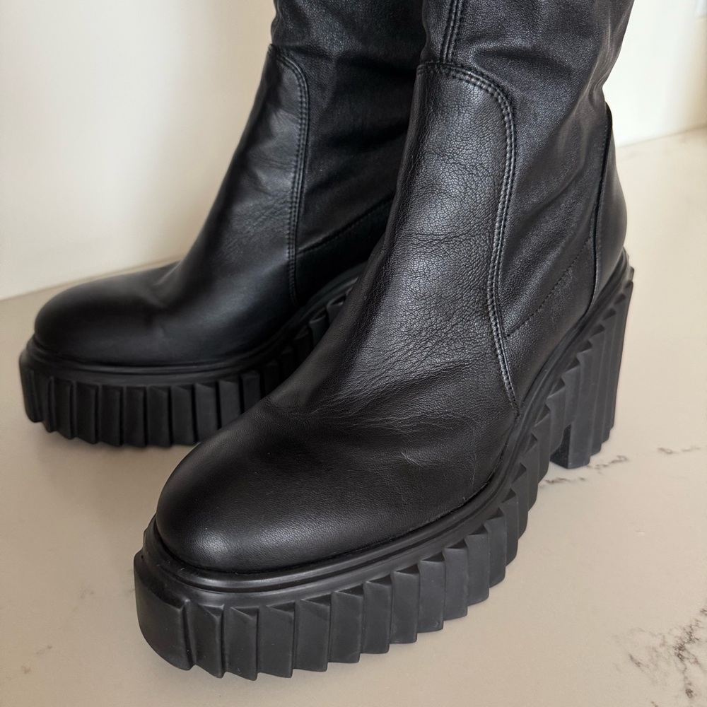 AGL Tiggy pull-on black stretch leather platform boots, 10 - Picture 16 of 17